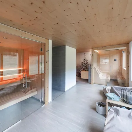 Stunning Family Flat With Sauna And Parking Near Schwarzsee In Appartement